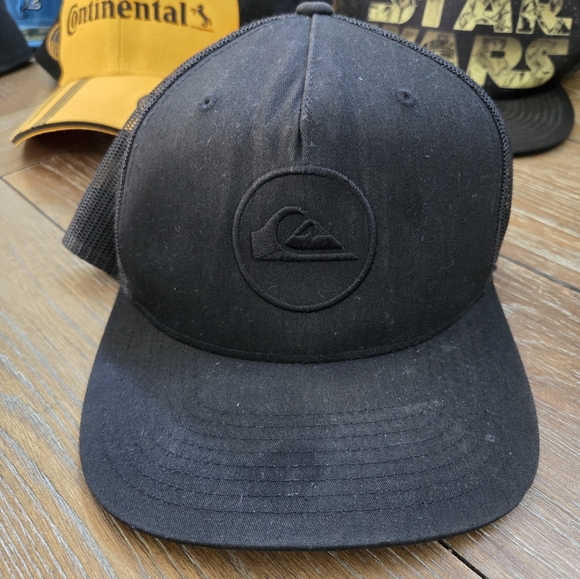 Men's hats bundle - Picture 5 of 11